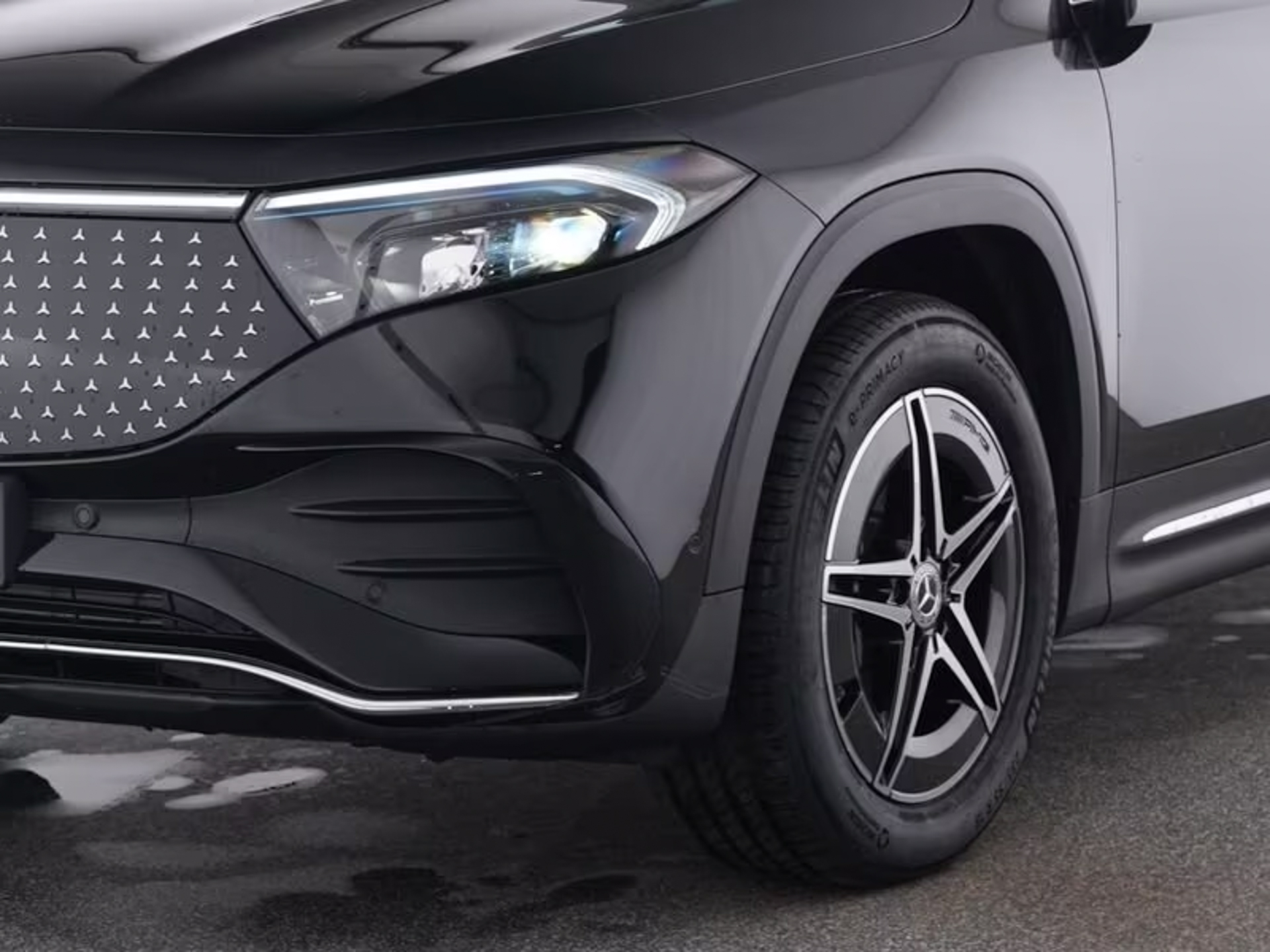 Mercedes-Benz EQB