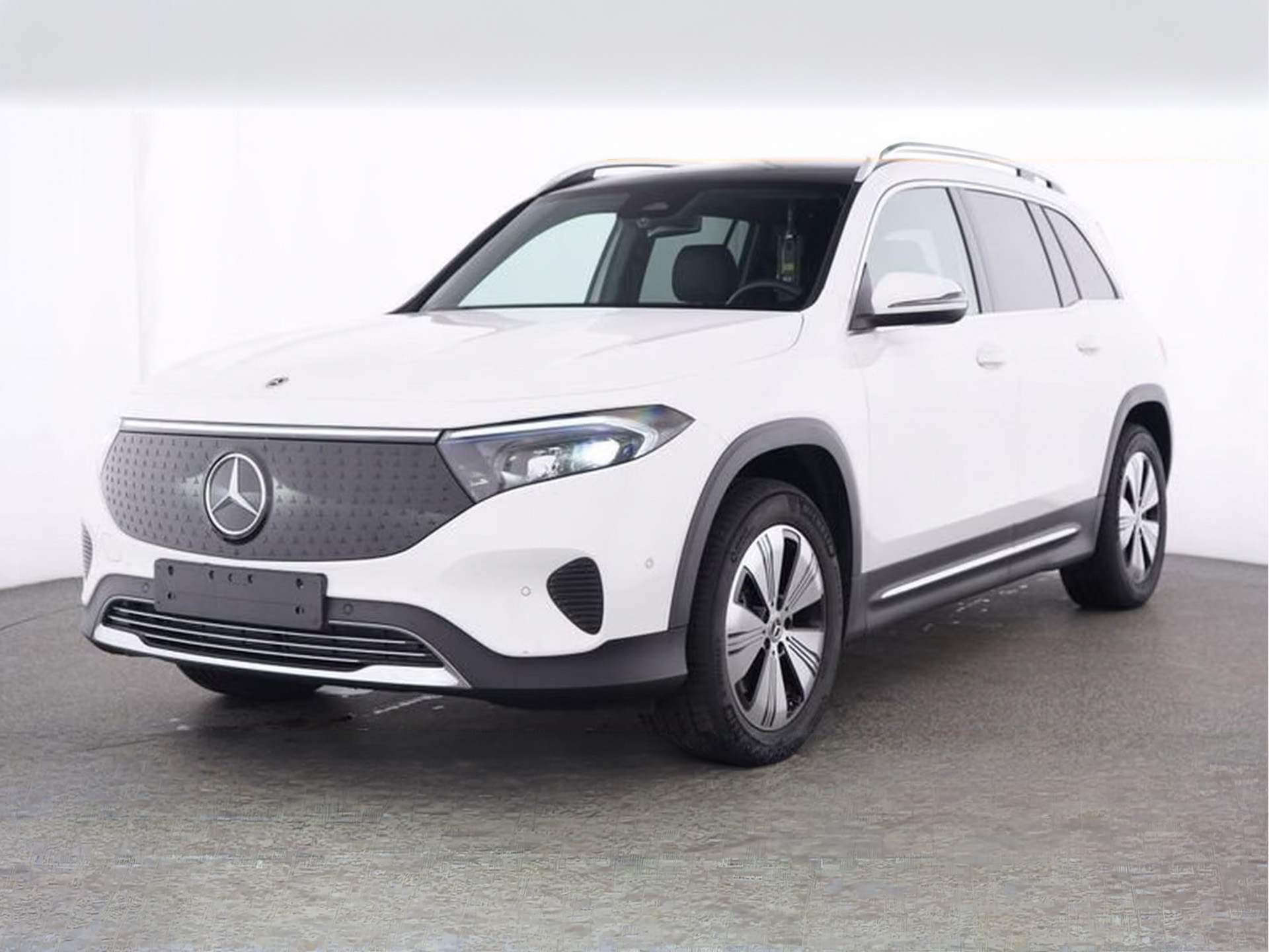 Mercedes-Benz EQB